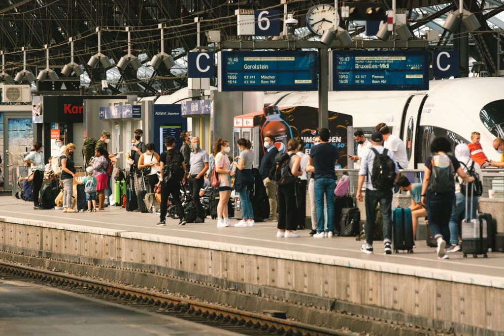 Chaos na peronach w trakcie strajku w Niemczech w pierwszej połowie sierpnia