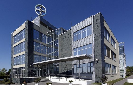 Bayer otwiera hub w Warszawie, chce zatrudnić 400 nowych osób