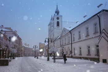 Pogoda w Rzeszowie. Prognoza na niedzielę 23 listopada. Dużo chmur, rano i przedpołudniem śnieg