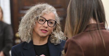 Rząd przyjął projekt ustawy o statusie osoby najbliższej