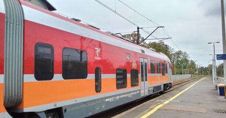 Polregio ma 6-letnią umowę na przewozy w woj. małopolskim za ok. 528 mln zł