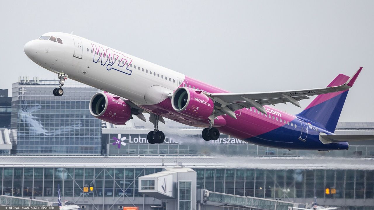 Samolot Wizzair musiał zawrócić