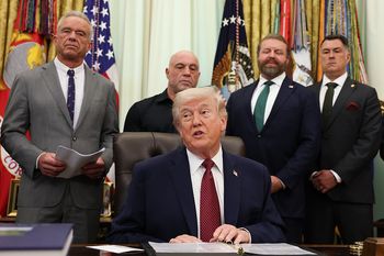 Bezlitosny sondaż. Amerykanie zabrali głos ws. drożejących paliw