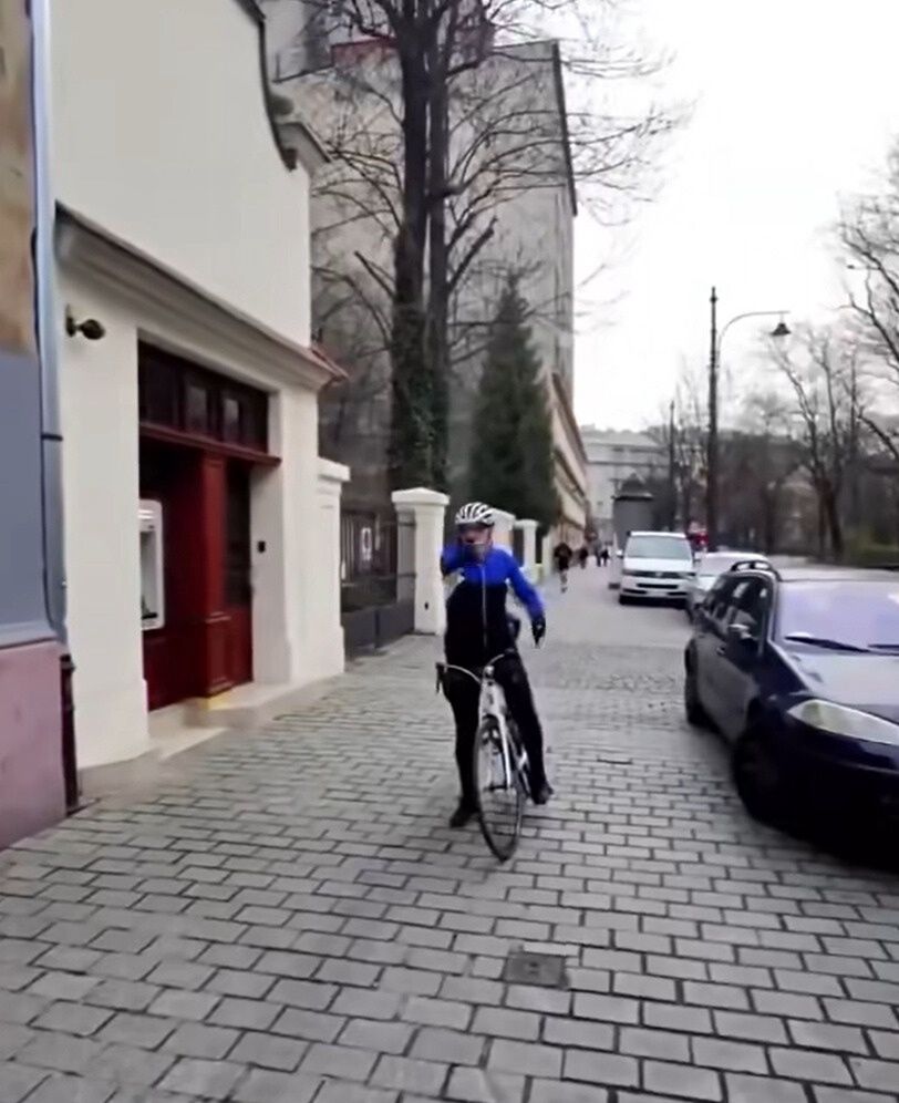 Obcokrajowiec był zaczepiany przez długi czas przez rowerzystę