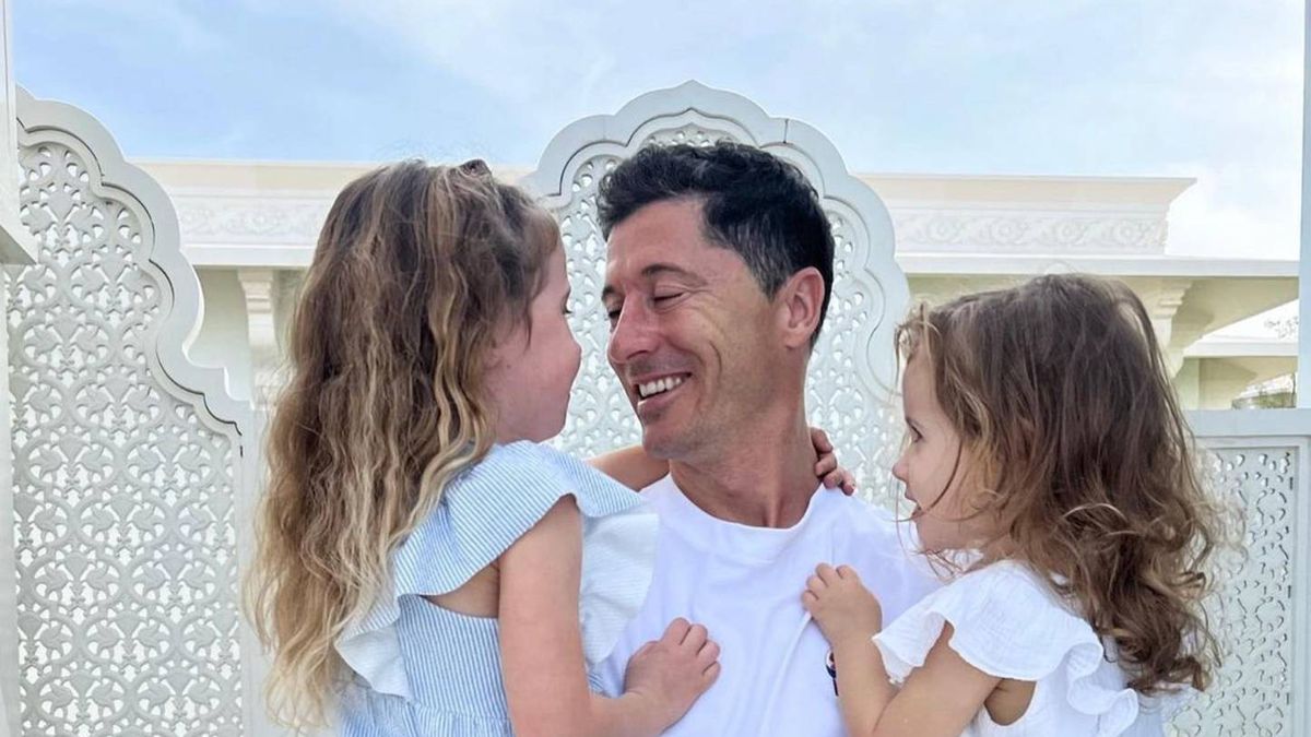 Robert Lewandowski z córkami