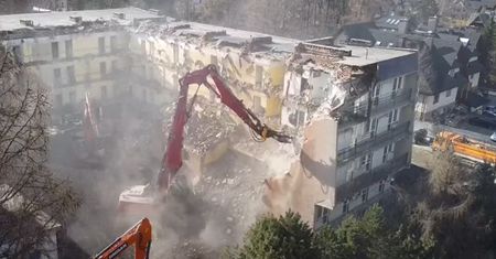 Legendarny hotel w Zakopanem wyburzony. Na jego miejscu stanie nowy