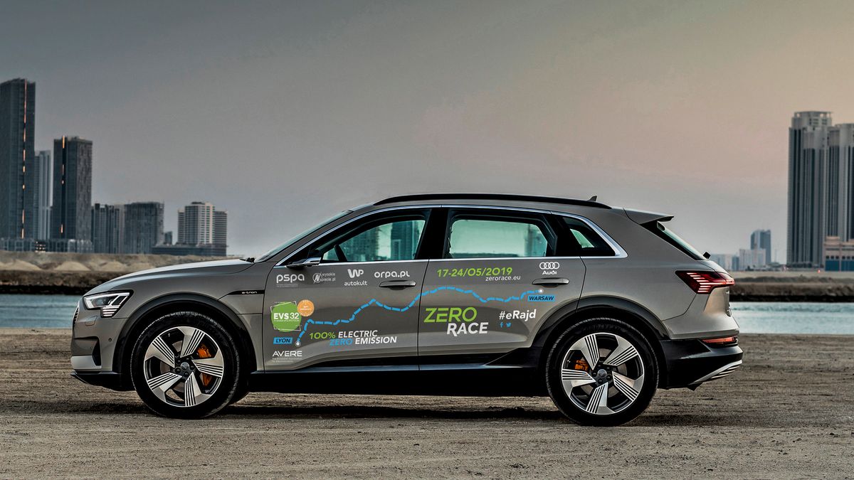 Zarówno Audi e-tron, jak i Jaguar I-Pace będą odpowiednio oznakowane