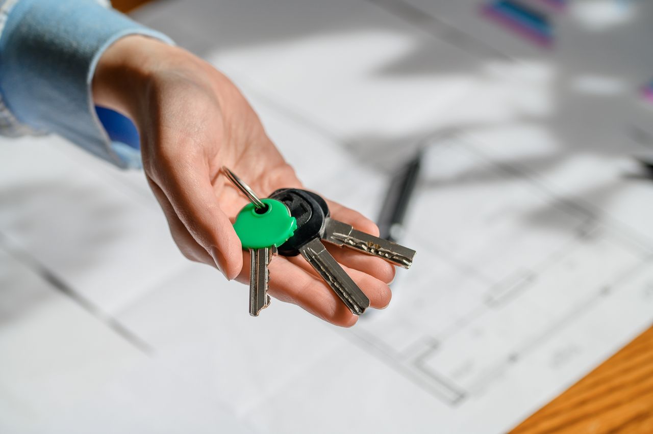 Pomorze: PKP sprzedaje nieruchomości. Można tanio kupić mieszkanie. Sprawdź, gdzie i za ile