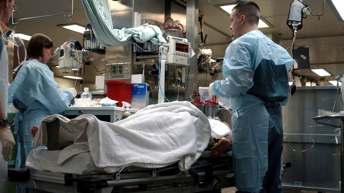 lekarz, pielęgniarka, szpital, operacja