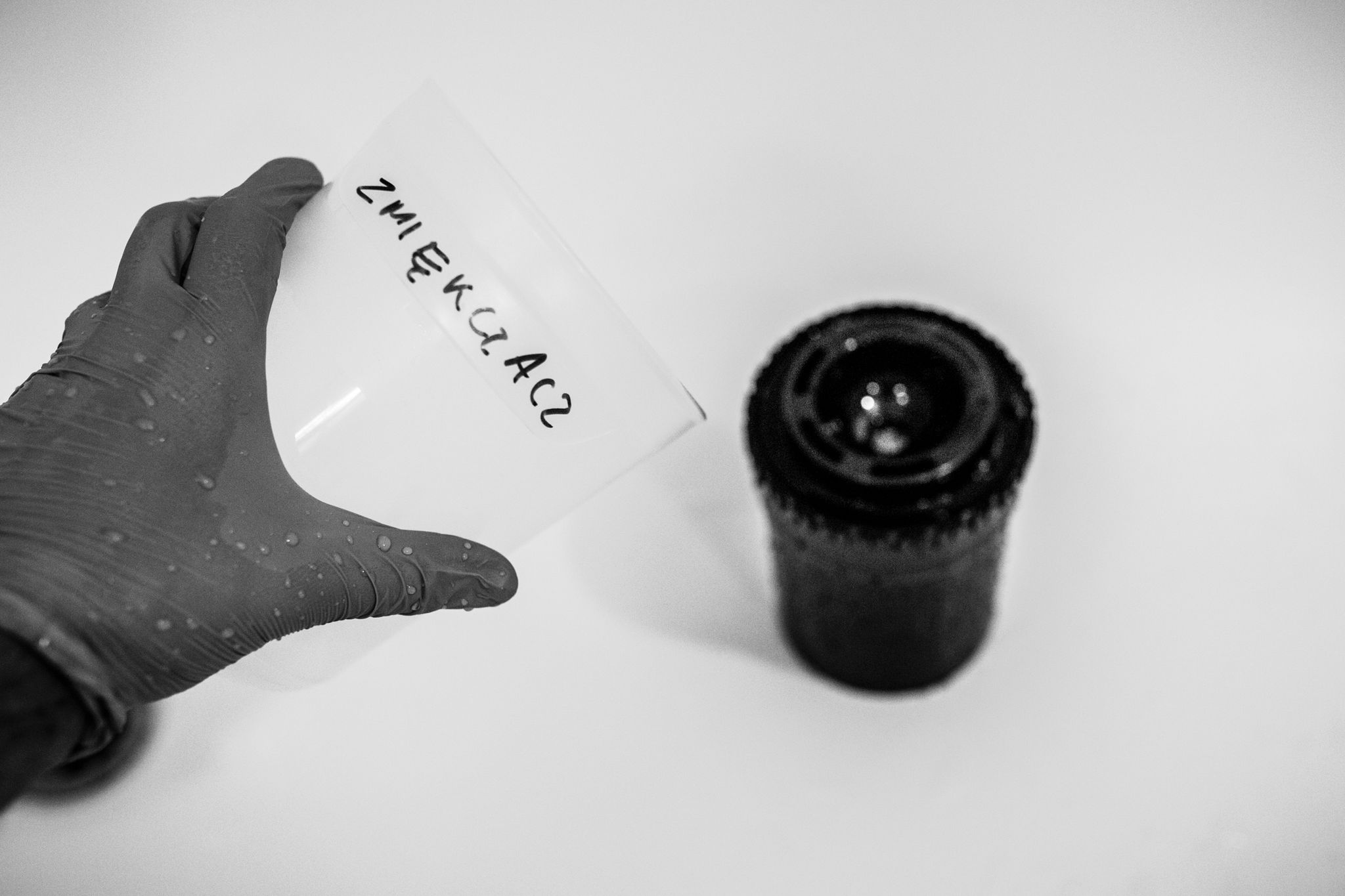 Jak wywołać czarno-biały film fotograficzny? 18