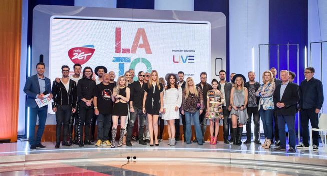 „Lato ZET i Dwójki” odwiedzi siedem miast. Halina Mlynkova i Tomasz Kammel prowadzącymi