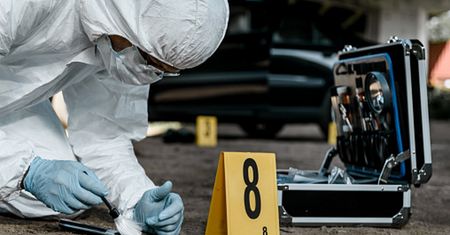 USA. 19-latka zamordowała mężczyznę. Twierdziła, że sam upadł na nóż