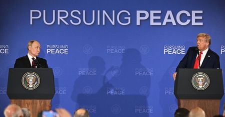 Trump ocenia szczyt z Putinem. "10 na 10"