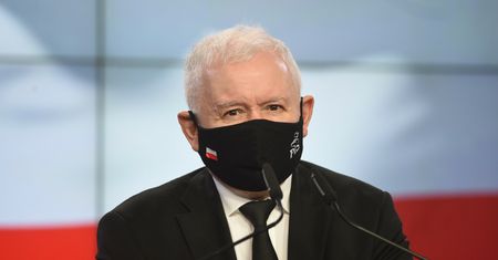 Jarosław Kaczyński kibicem? Ryszard Czarnecki uchyla rąbka tajemnicy