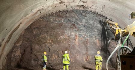 Tunel w ciągu trasy S3 przebity. Ma imponującą długość