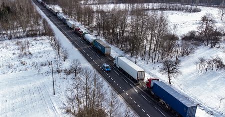Zwrot na granicy. Jest porozumienie, zawieszają protest