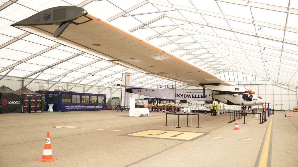 Sanchez Visits Skydweller's Facilities In Albacete
ALBACETE CASTILLA-LA MANCHA, SPAIN - APRIL 03: A solar-powered aircraft at Skydweller's facility at Albacete airport on April 3, 2023, in Albacete, Castilla-La Mancha, Spain. Skydweller is a solar-powered aircraft developed by Skydweller Aero, an Albacete-based developer of aircraft for the commercial and defense sectors, which announced the successful completion of autonomous flight tests in Castilla-La Mancha. (Photo By Rey Sotolongo/Europa Press via Getty Images)
Europa Press News
albacete, skydweller, installations, sanchez