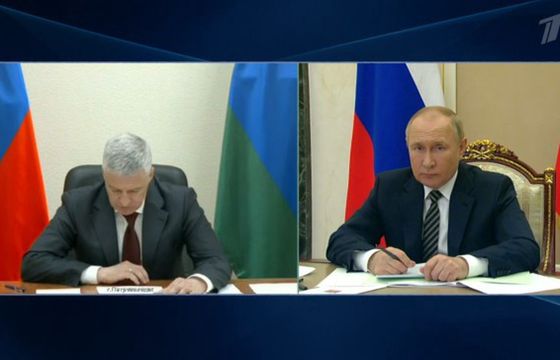 Co pokazuje telewizja w Rosji? Putin jak dziennikarz, wirus z USA, kijowski reżim, LGBT