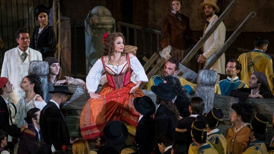 Elīna Garanča jako Carmen, Arena di Verona, 2022 rok © EnneviFoto