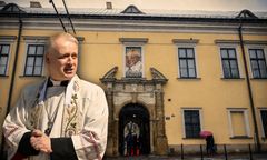 Ks. Dariusz Raś milczał. Odpowiedź przyszła z kurii
