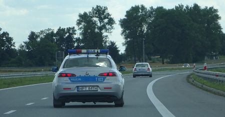 Zderzenie 4 pojazdów