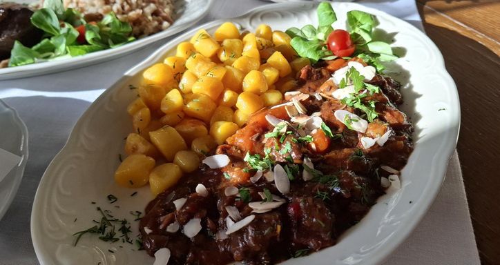 Cymes z jagnięciną