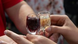 Szkodliwość binge drinking. Doprowadza do nieszczelności jelit, uszkadza wątrobę