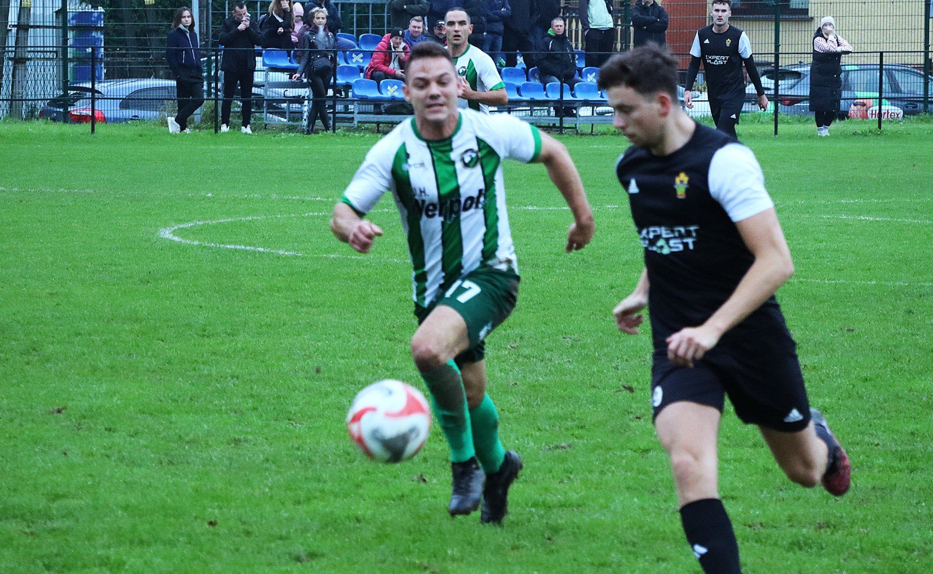 Piłkarska okręgówka, Oświęcim: LKS Jawiszowice - Huragan Inwałd 4:1.