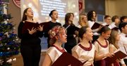 Słupsk: Odbyło się Świąteczne Karaoke z chórem "Fantazja" w Mickiewiczu