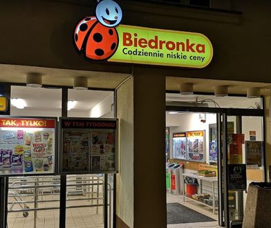 Kraków. Ochroniarz Biedronki brutalnie zaatakował klienta. "Zostałem poniżony"