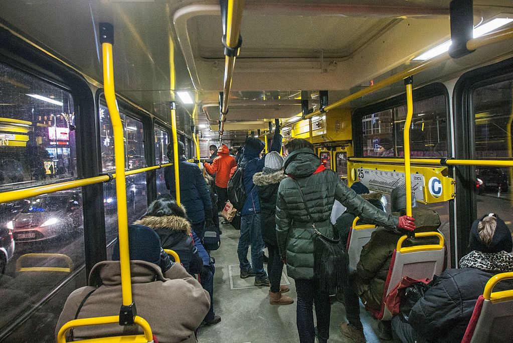 Zaspokajają swoje potrzeby, ocierając się o innych. Czym jest froteryzm?