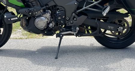 Pomoc przy zmianie biegów. Co to jest quickshifter i jak działa