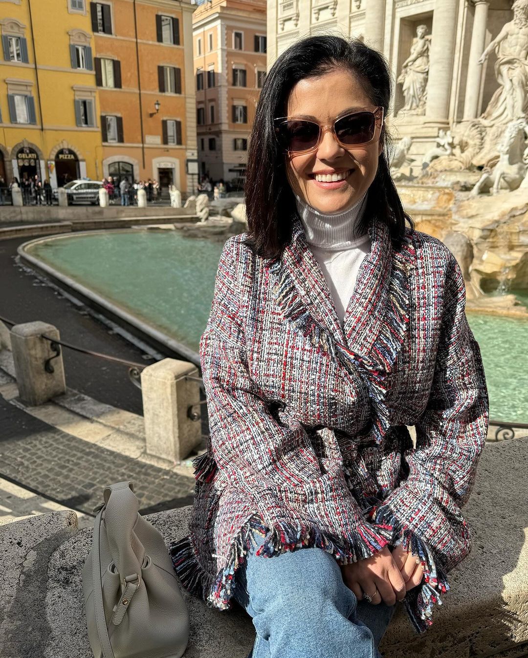Katarzyna Cichopek pozuje przy Fontannie di Trevi 