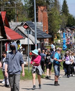 Najazd turystów na Zakopane. Tłumy nad Morskim Okiem