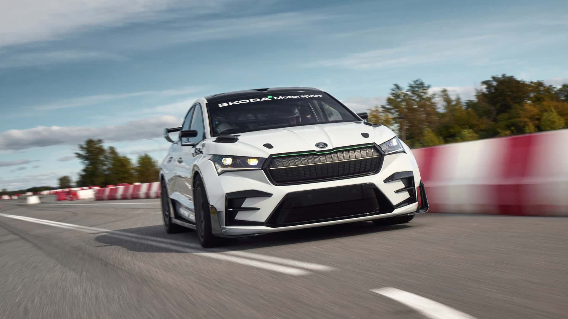 Škoda Enyaq RS Race Concept 