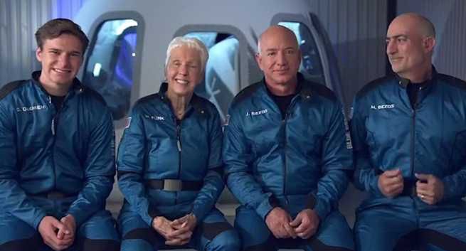 Jeff Bezos: misją Blue Origin nie jest ucieczka z Ziemi, ale jej ochrona