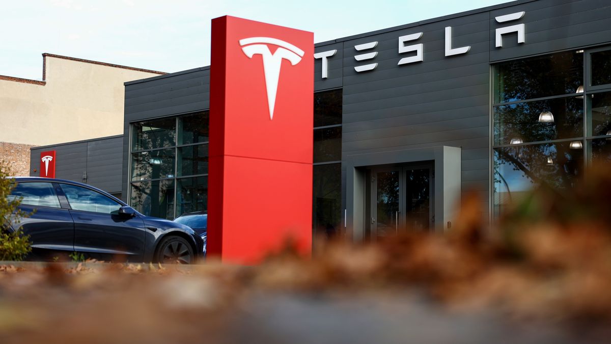 Tesla stawia na Niemcy. Baterie zamiast półproduktów