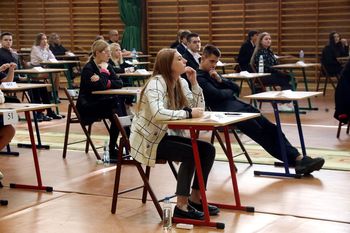 Wakacje już tuż tuż... W przyszłym tygodniu kończy się rok szkolny. Sprawdź ważne terminy w roku 2025/2026