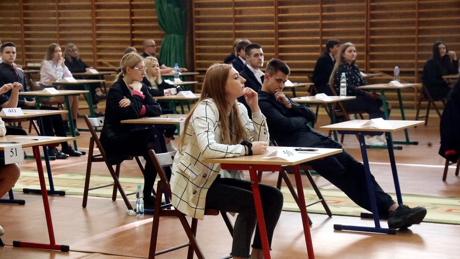 Zakończenie roku szkolnego przypada 27 czerwca.
