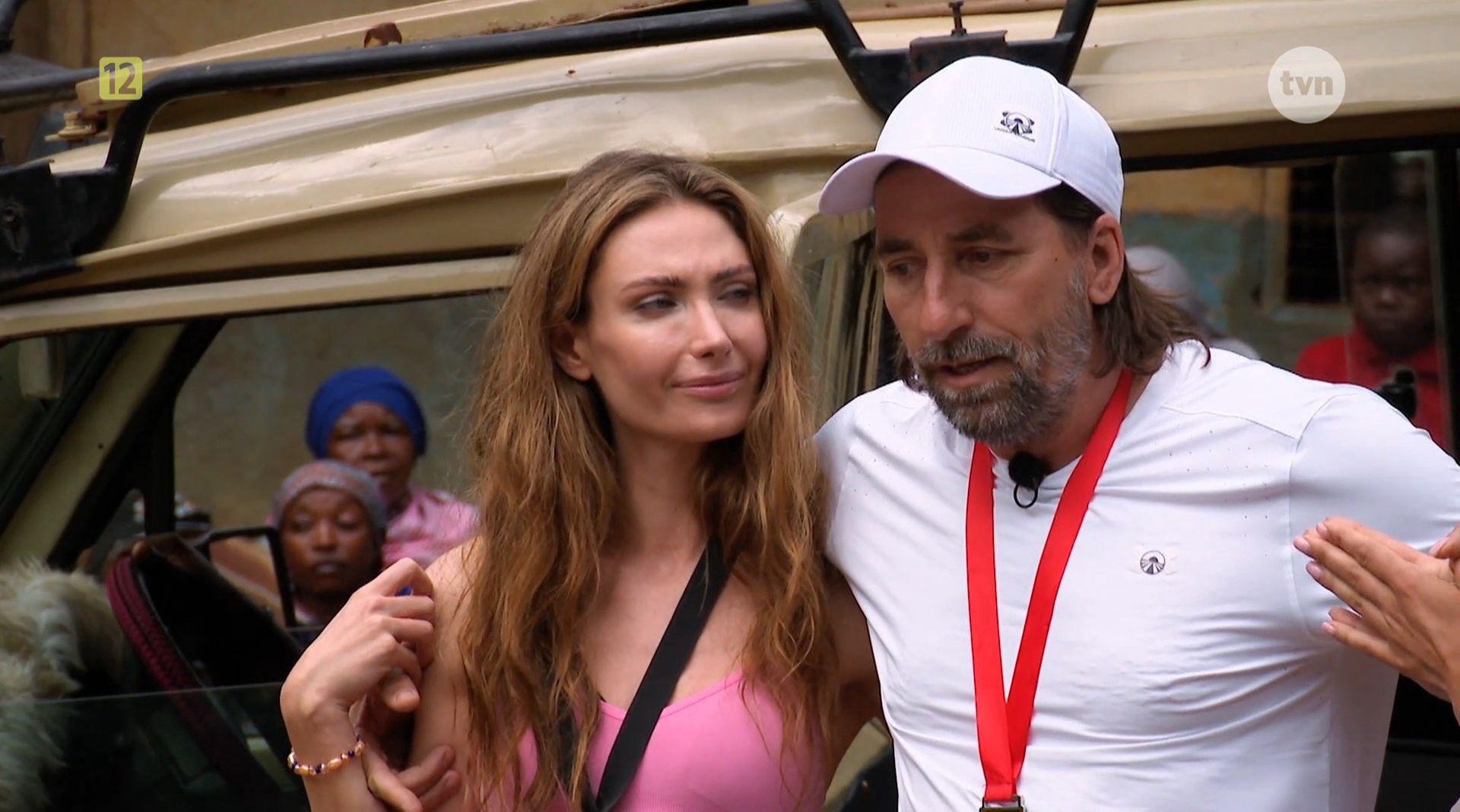 Tomasz Iwan i Karolina Woźniak w programie "Afryka Express"