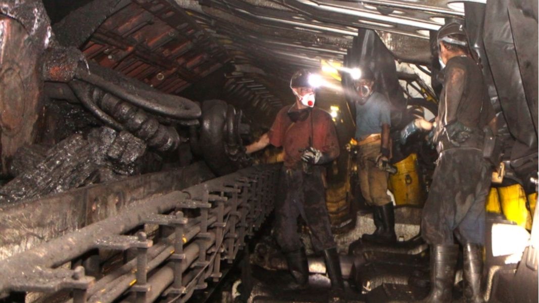 Dwie kopalnie Polskiej Grupy Górniczej trafią pod topór (zdj. ilustracyjne).