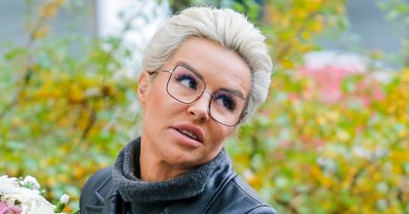 Blanka Lipińska wymienia, co sobie poprawiła i żali się na skutki zabiegu na powieki: "TRAGEDIA. Oczy mi się nie domykają"