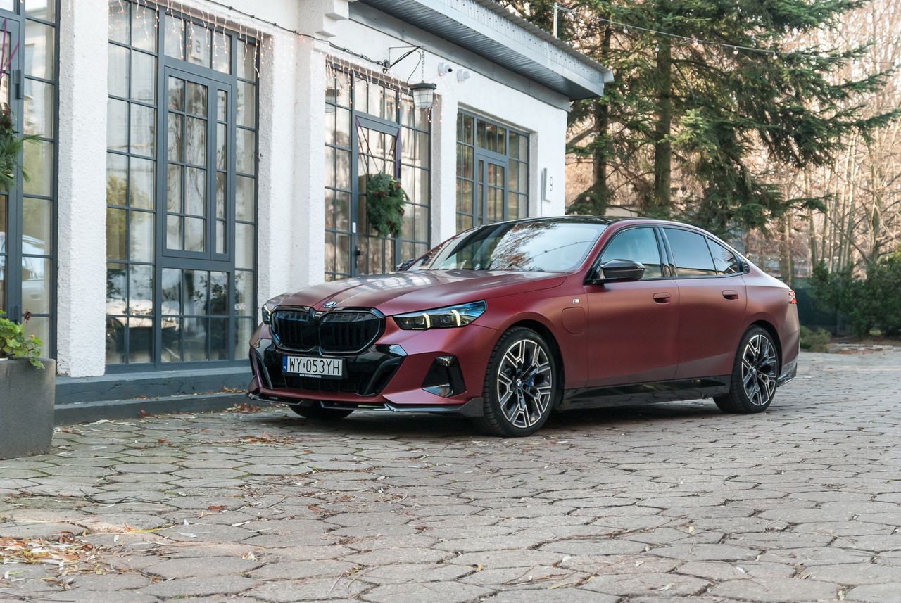 Test: BMW 550e – od entuzjastów, dla entuzjastów