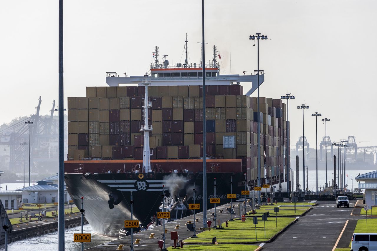 Panama anuluje umowę portową z Hongkongiem. Przekazuje terminale Maersk i MSC