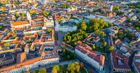To miasto warto odwiedzić. Lot trwa niecałą godzinę