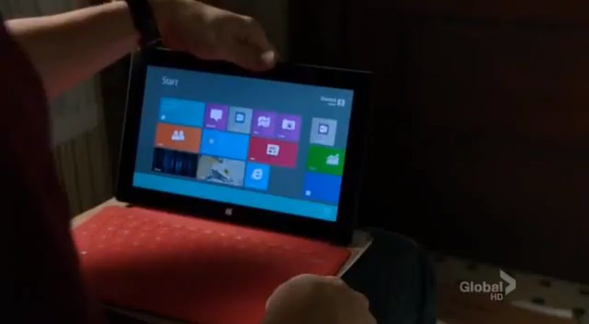 Lokowanie Surface'a w serialach telewizyjnych. Microsofcie, robisz to źle 3