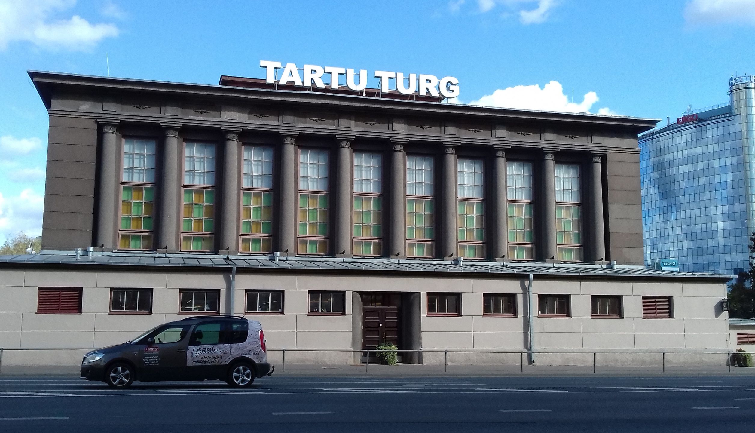 Hala targowa w Tartu