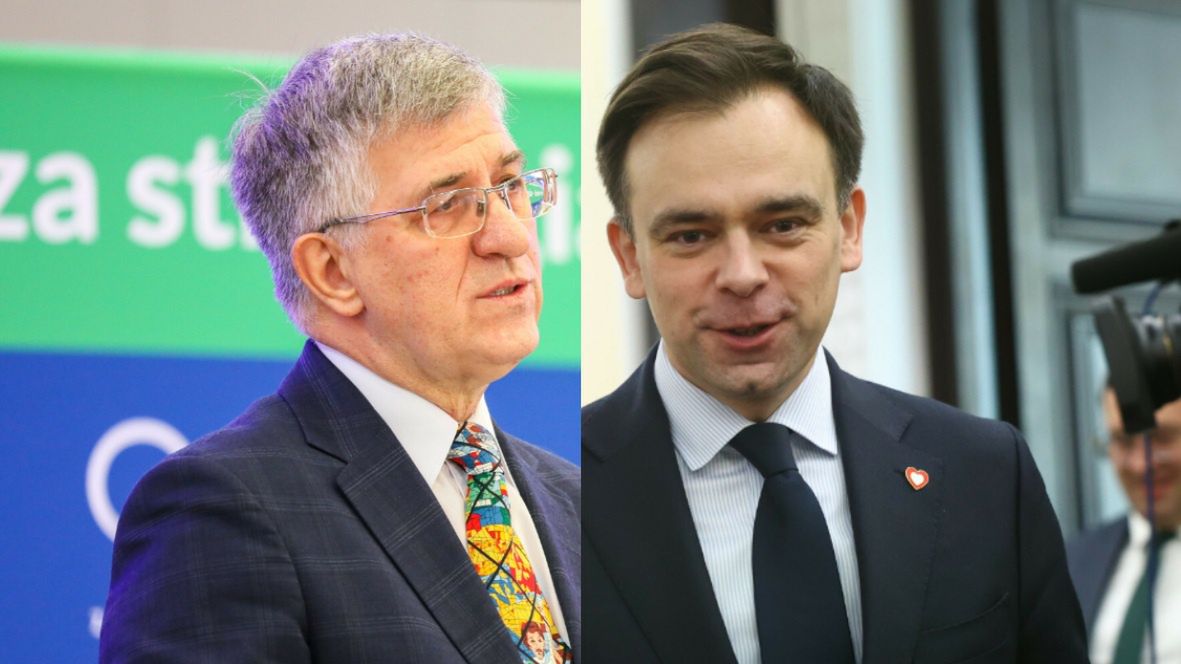 Na zdjęciu prezes ZUS Zbigniew Derdziuk i minister finansów i gospodarki Andrzej Domański