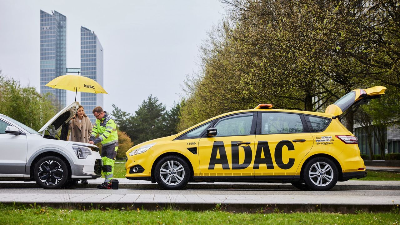 ADAC podsumowuje 2023 rok. Więcej awarii i wyjazdów do elektryków