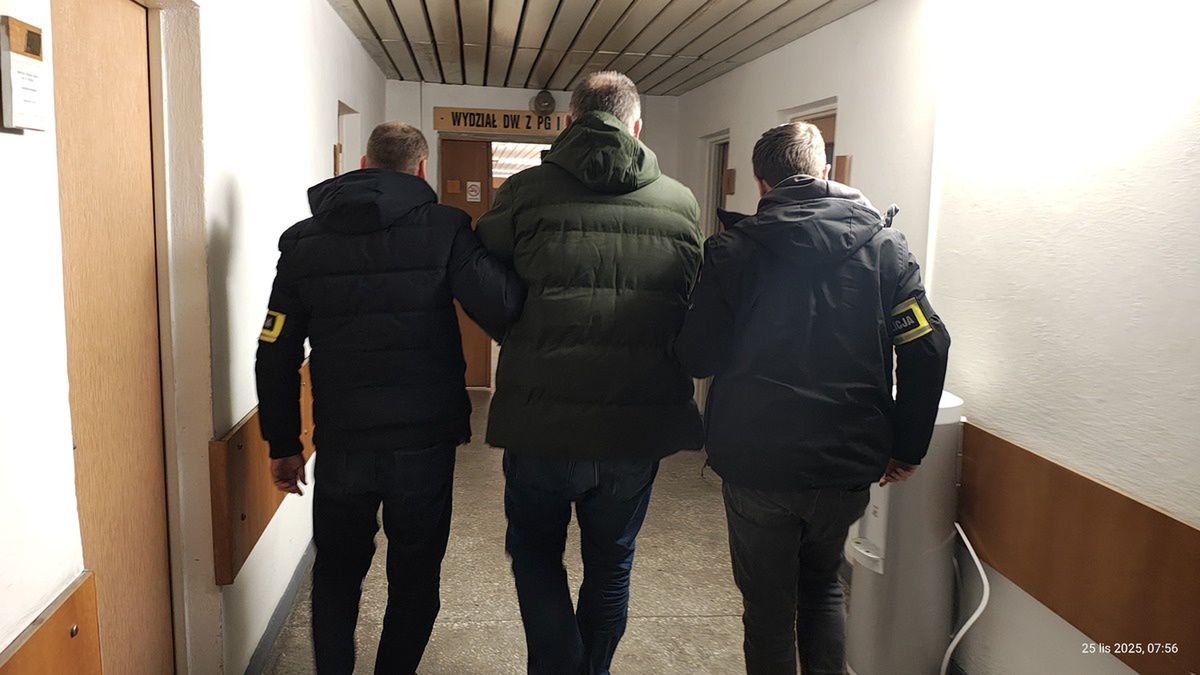 Szeroko zakrojona akcja antykorupcyjna w Łódzkiem. Dziesięć osób zatrzymanych, przeszukania w 30 miejscach